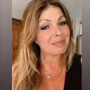 Meet your Posher, Bryna